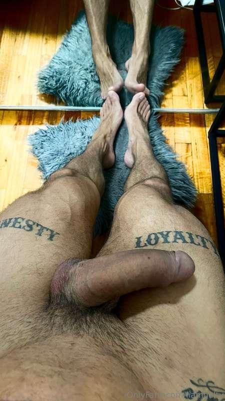 Today was a very long day of work‼️ My cock needs to relax 😈