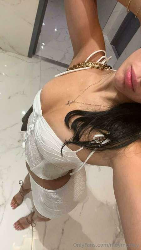 💋