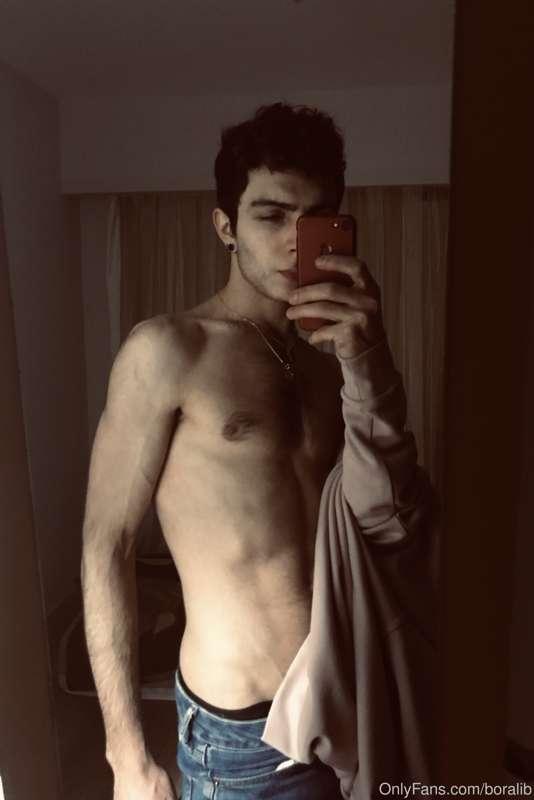 After hard work day 😈 Take off clothes 👄🔥