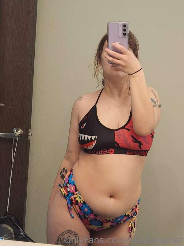I need to buy some new swimsuits before summer, who wants to..