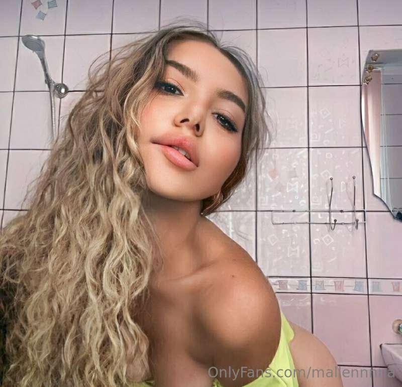 ❗️FREE subscription❗️ ONLY NOW😈@santalips🔥
You didn't realis..