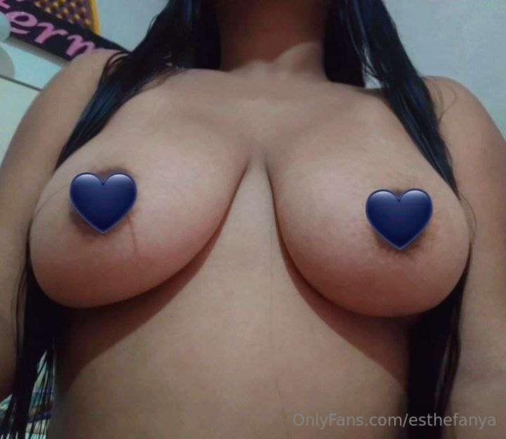 MY FRIEND @queenanahi wants to fulfill all your fantasies? 🔥..