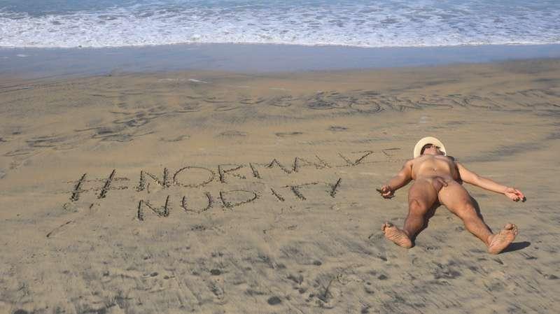 Photo gallery | #NormalizeNudity Playa Palmas