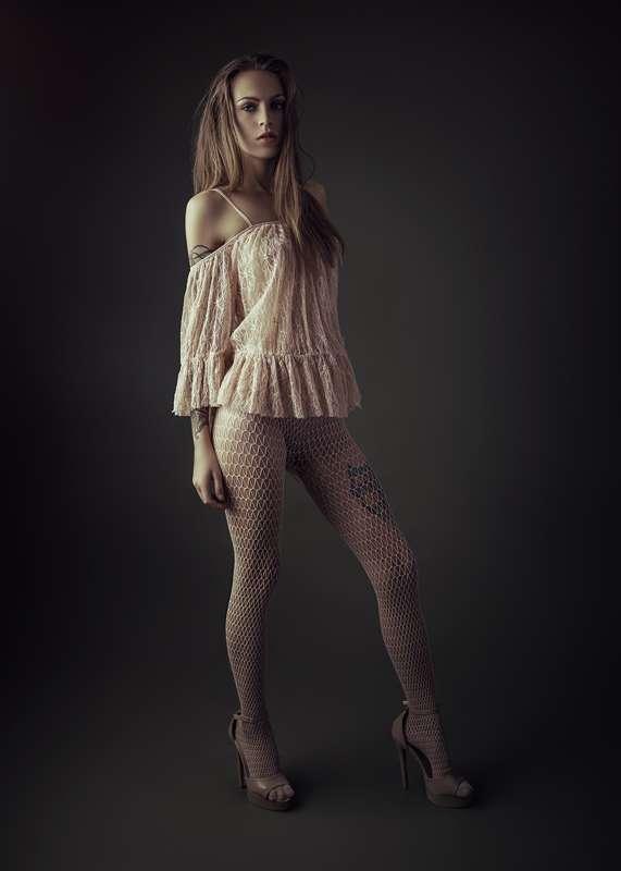 Rebecca - Studio :Photos