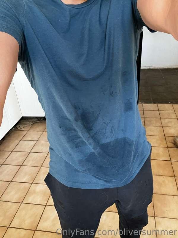 Oops got my shirt wet doing the dishes, hope you don’t mind ..