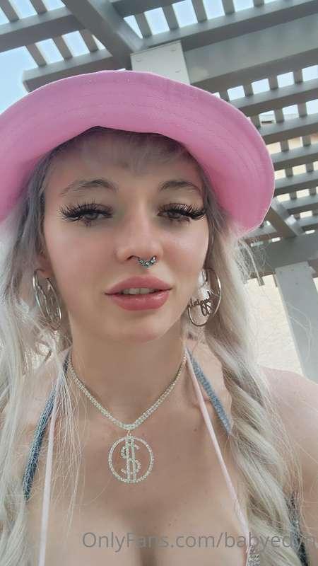 Caution: Explicit content ahead. Handle with care. 😜🔞