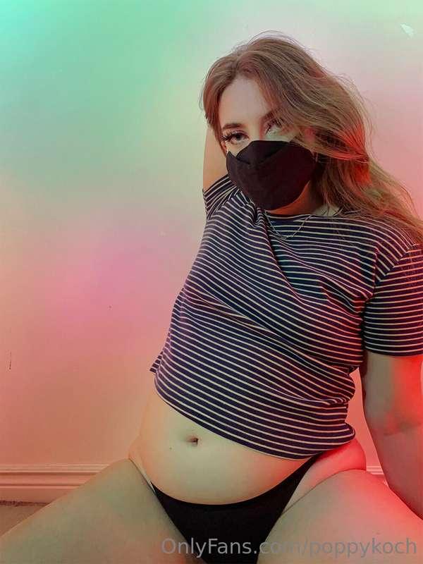 This weeks photoset is going out to your inboxes now~
=NEW S..