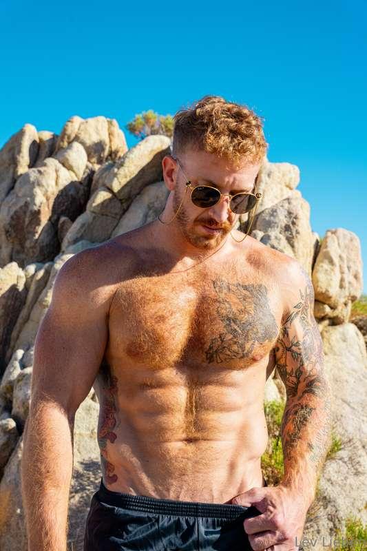 Man enough to handle everything you crave 😏💦