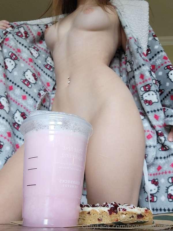Starbucks is on YOU 💸