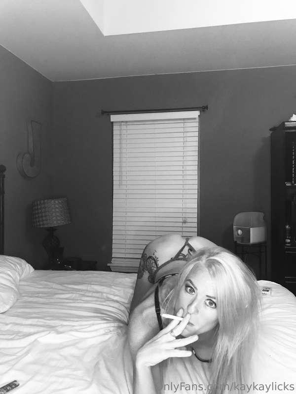 kaykaylicks image #0