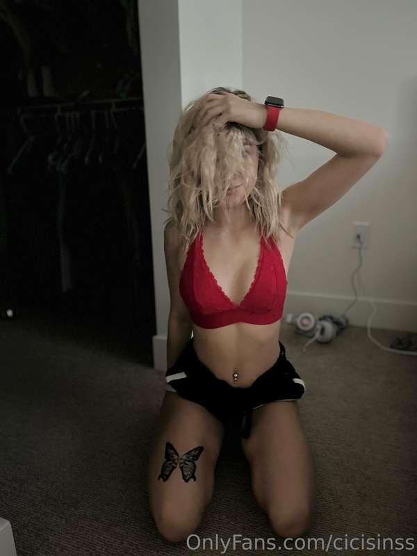 little red number