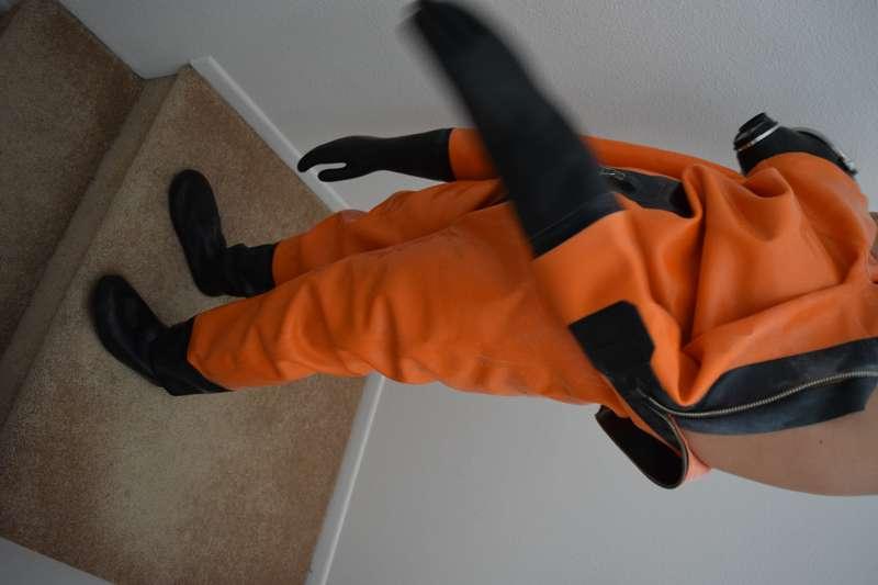 063 - Heavy Orange MD-Latex Suit (Part 2)