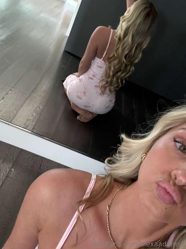 sitting pretty for you ;)