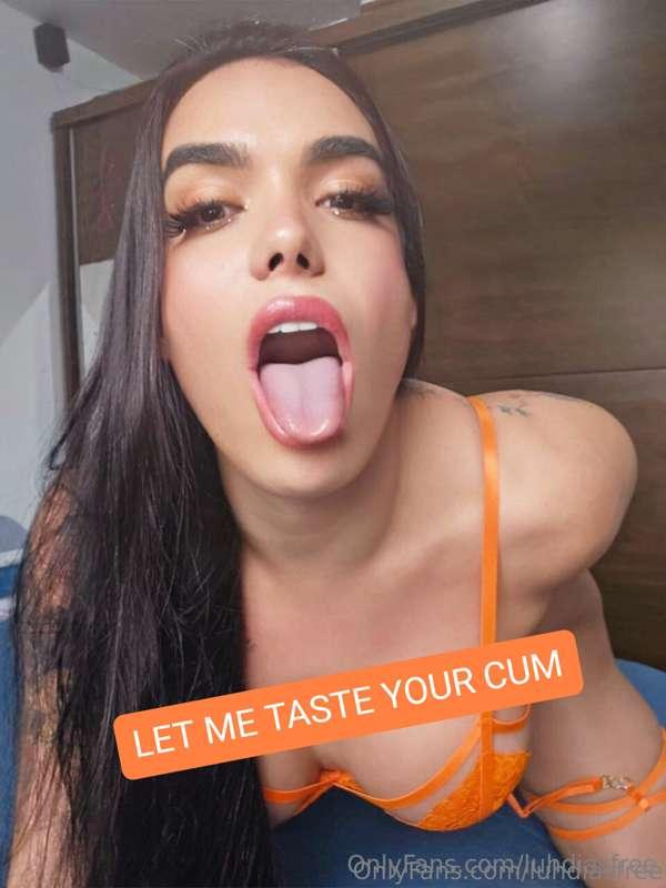 Do you want my mouth around your throbbing cock? 🍆💦💦