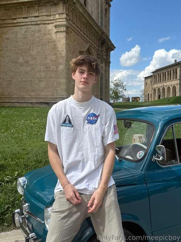 How do you like my NASA rocket? 😄🚀 (a car)
