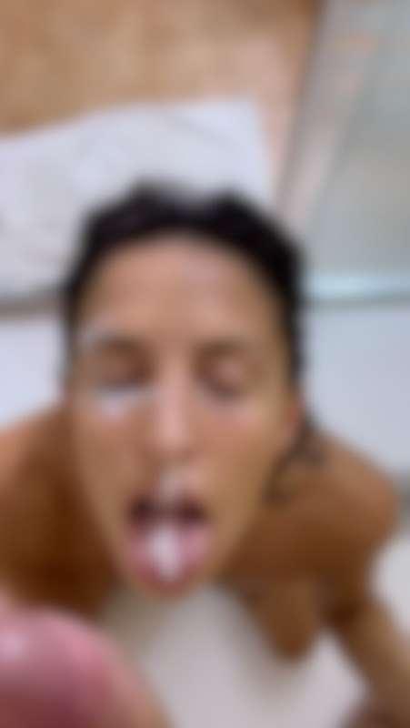 VIDEO 3

🇬🇧 Blowjob in the shower with facial 💦😇
-
🇮🇹 Pompin..