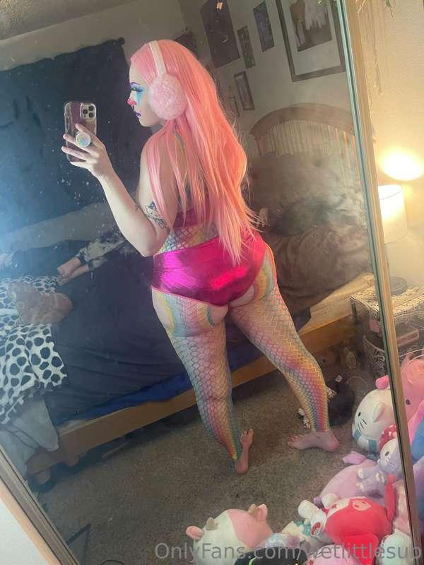 wetlittlesub image #2