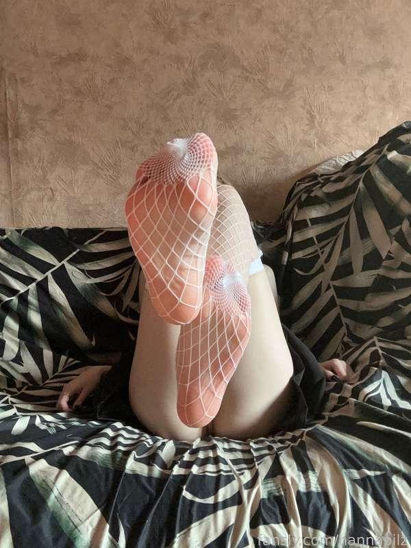 💕

❀ #naughty #small #student #babygirl #fishnets #footfetish #toes #feet #stockings ❀