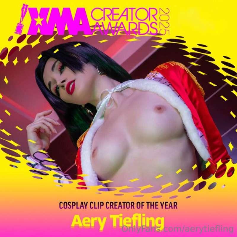 Weekly reminder to vote for me for Cosplay Clip Creator of t..