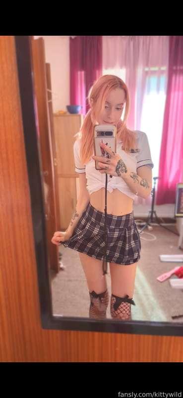 Do you like my outfit? ^^