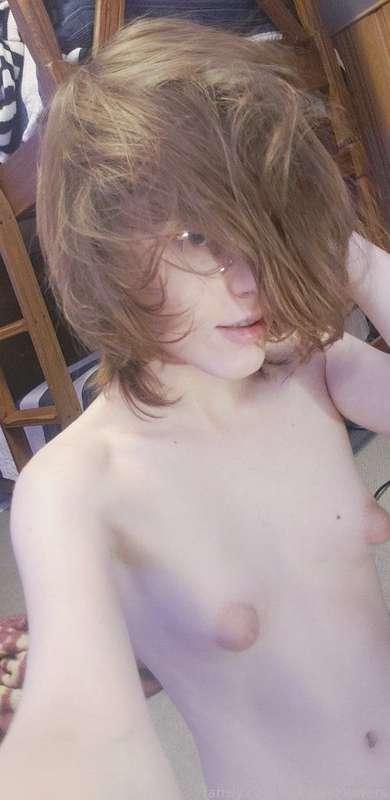 I think ive gotten a little cuter over the past year on hrt but idk I still have doubts lol :3

#trans #femboy #smalltits #bigdick #emo #petite #bigbutt #goth #gay