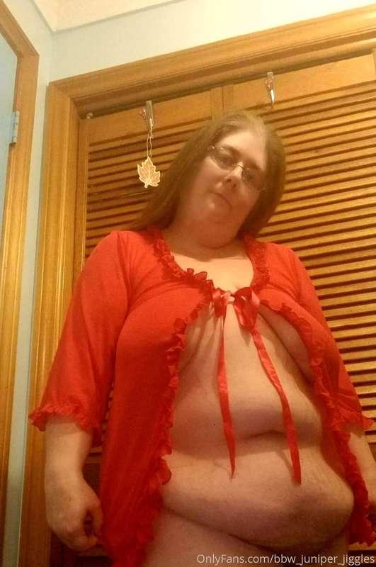 Sexy me!!🥰 What do you think? 😘💜💜