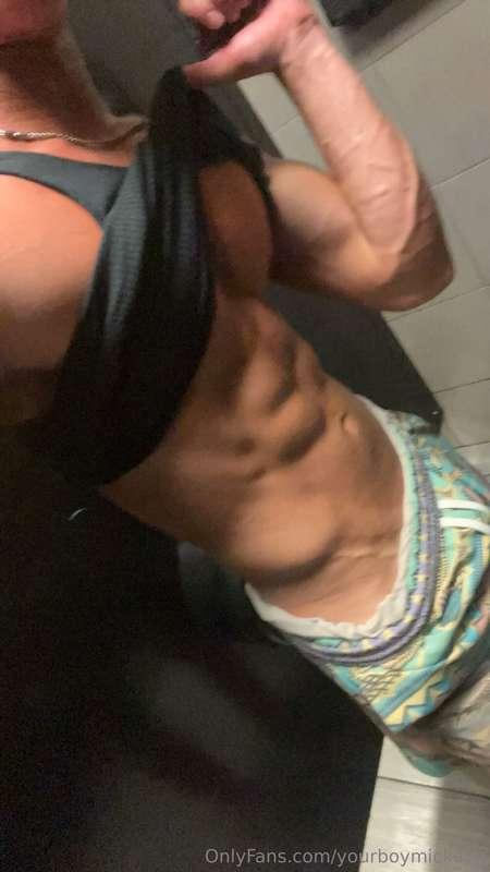 yourboymickeyy main image