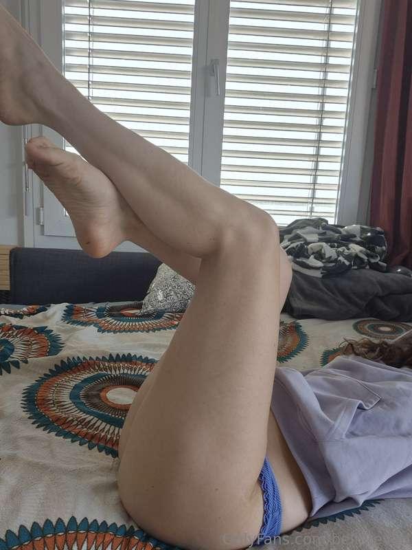 Lazy afternoon, wet thoughts.