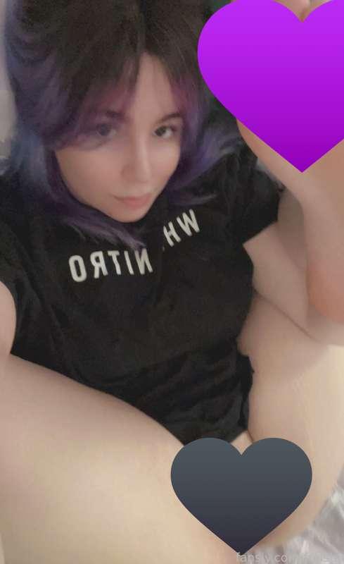 just doing some stretches 😈