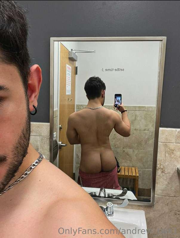 Its my birthday this week so I'm giving you a present :)