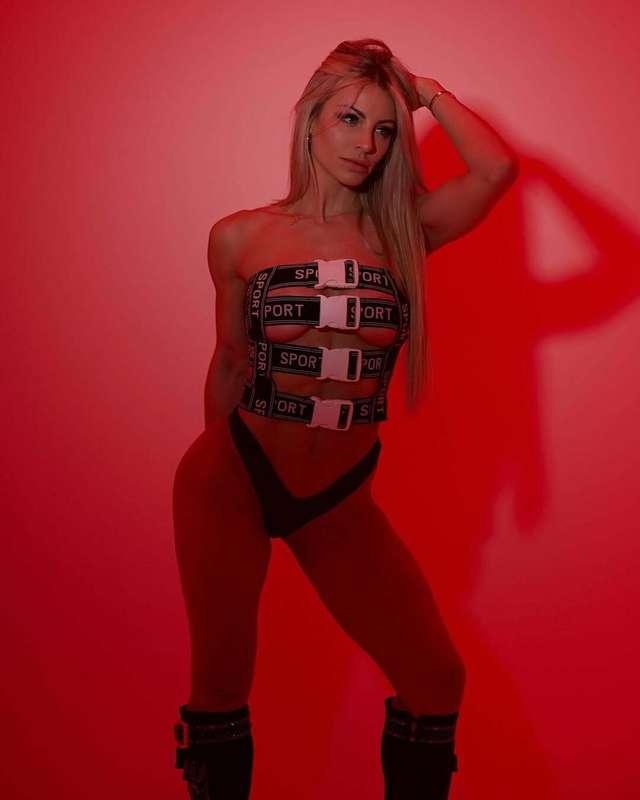 Sultry in session ❤️
