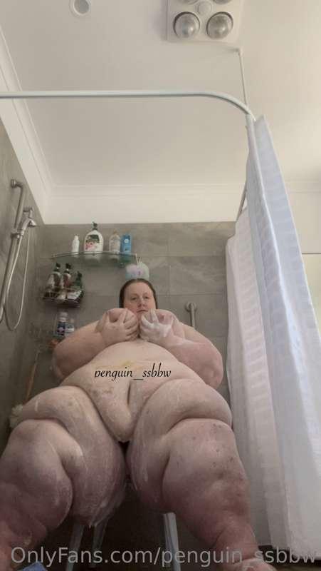 penguin_ssbbw image #3