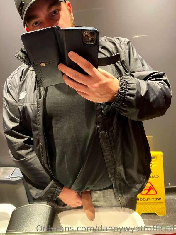 dannywyattofficial image #21