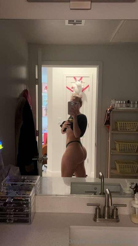 Front or side?  🫢😜