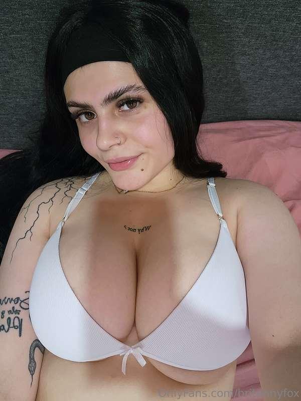 Hi baby😚 I am available for video call 🫦