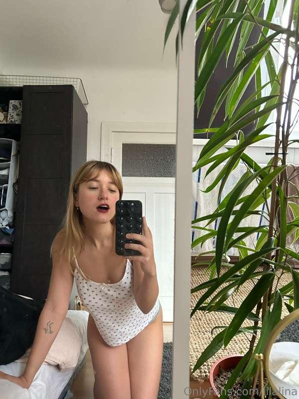 lilalina image #0