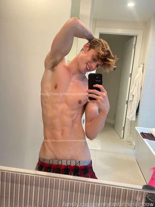 henrytastetherainbow image #1