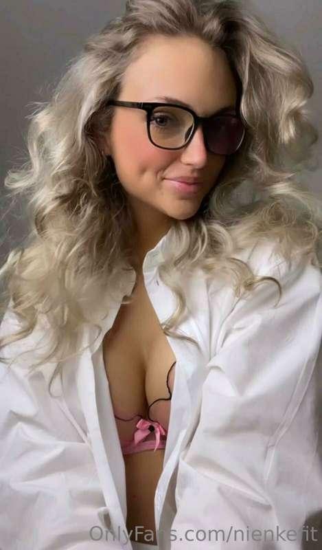You’re lucky if you are my VIP 💗 you’ll get to see it all 🔥🔥