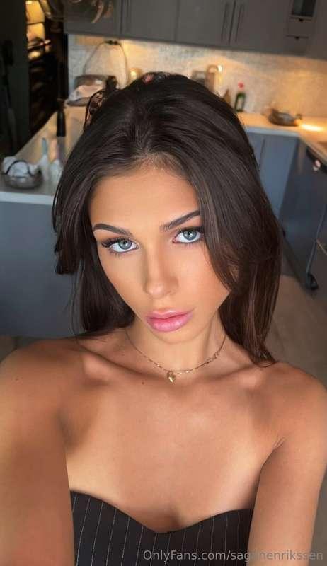 Hi 💖 💋