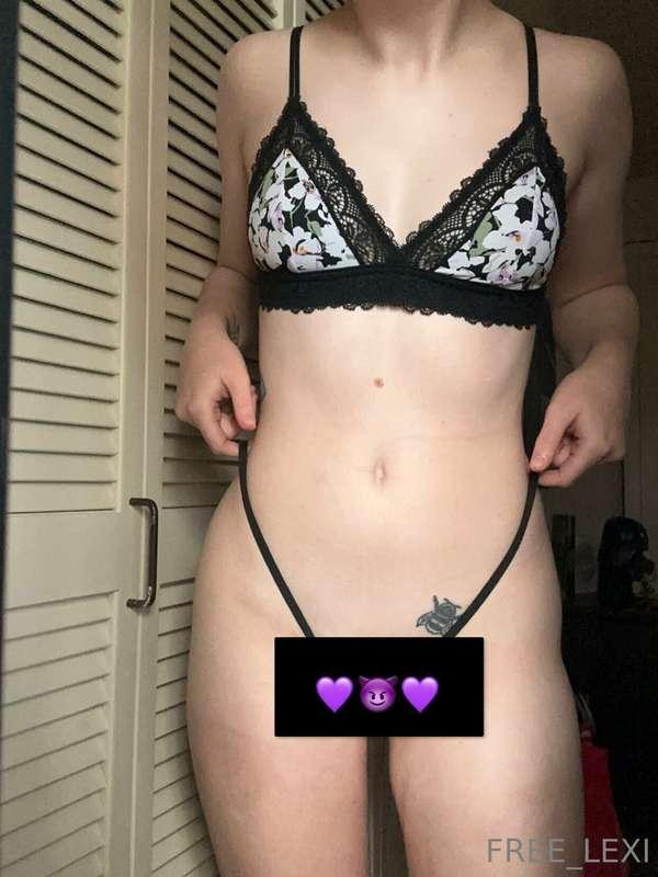 ✨Goodnight OF✨ Unlock to see me tease you in this Kim K MICR..
