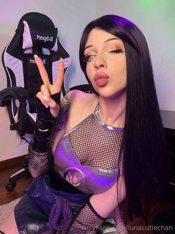 lunacutiechan image #1