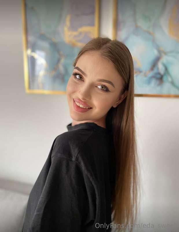 Hey, I can see that you miss ❤️
This sweet pussy @bbritneybb..