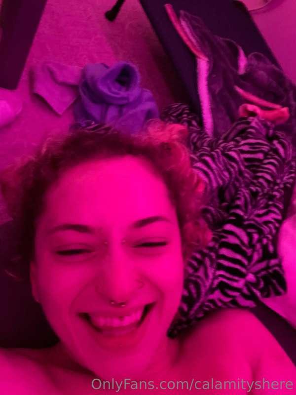 2 DAYS UNTIL MY BIRTHDAY!!!!

I WAS MASTURBATING UPSIDE DOWN..