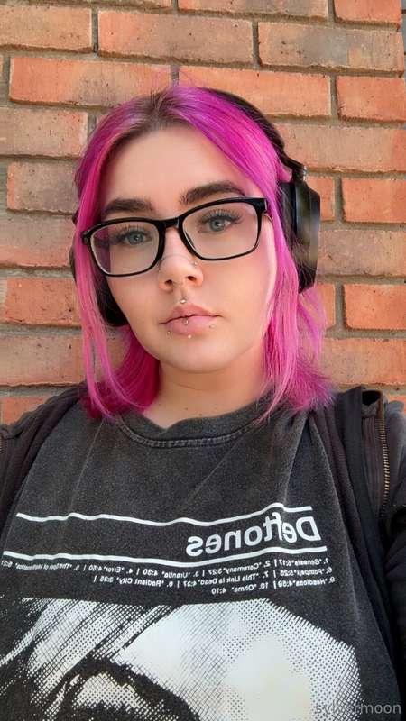 think you can guess my favourite deftones song??