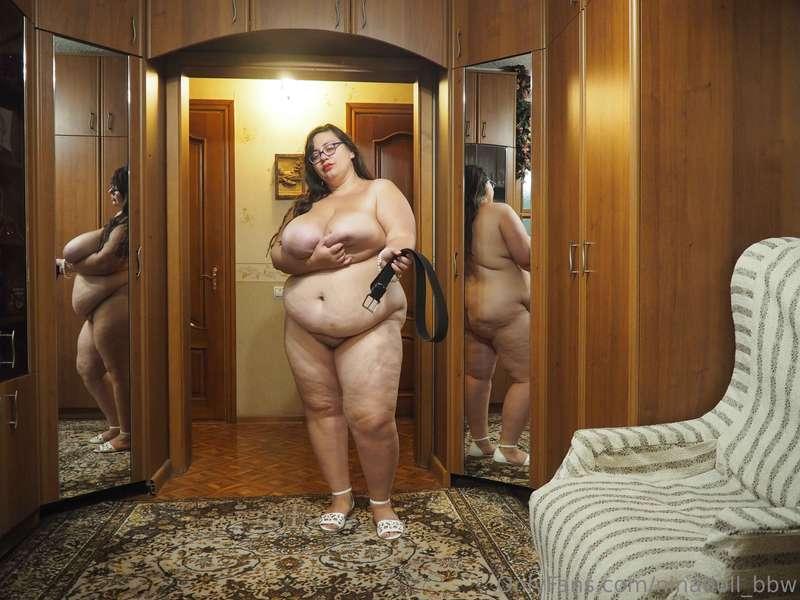 hot pics from my last uploaded vid