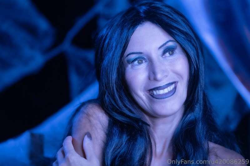 Ti auguro davvero una buona giornata, sempre con un sorriso ..