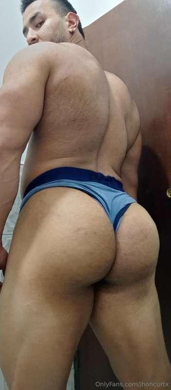 Good evening, I hope you don't miss my live shows all week, ..
