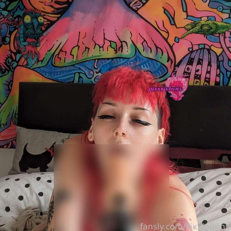 pixxiebuns image #1