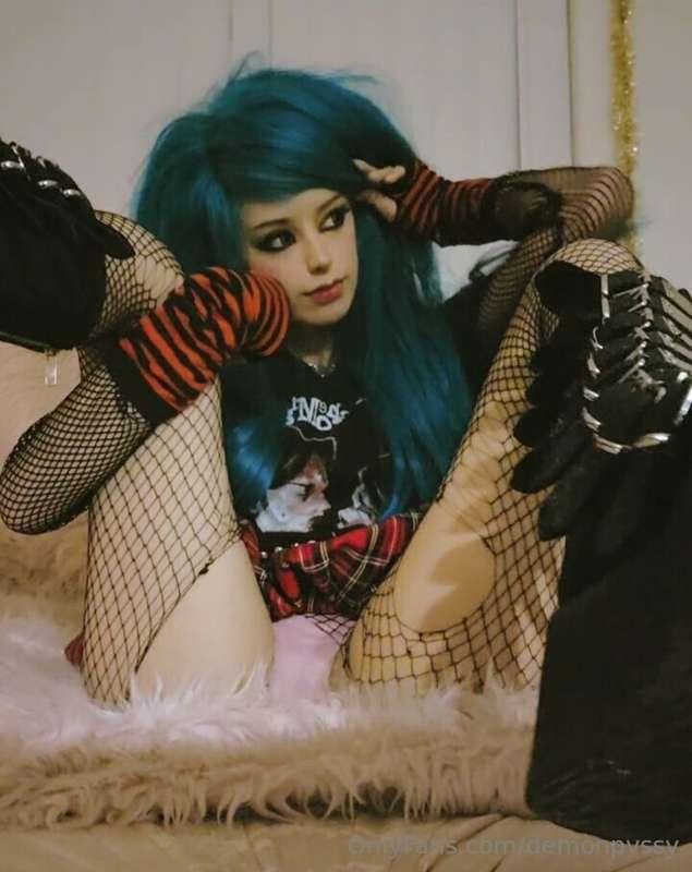 M¥ ČĤƏMÏĆªŁ ŔØMÄṄĈ€??
mÿ ćĥəm!ćäł ĥőəmªńĉè