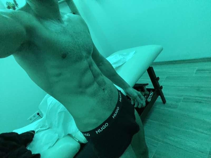 💆🏽‍♂️baby today I am looking for a good masseur who covers a..